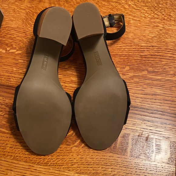 Talbots sandals- size 7 - Picture 2 of 6